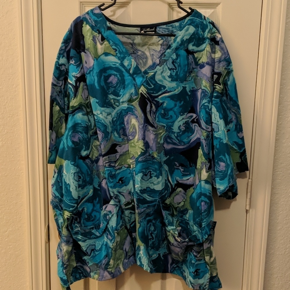 Plus Size Tafford Scrub Set with Free Scrub Top